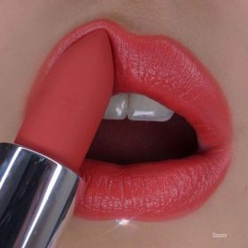   Bellapierre Mineral Lipstick - Sassy élénk korall ásványi ajakrúzs