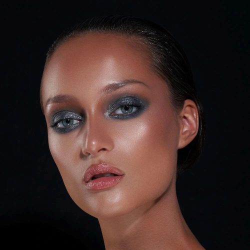 Danessa Myricks Beauty Colorfix Metallics - Odyssey sötét ezüst fényes folyékony szemhéjfesték